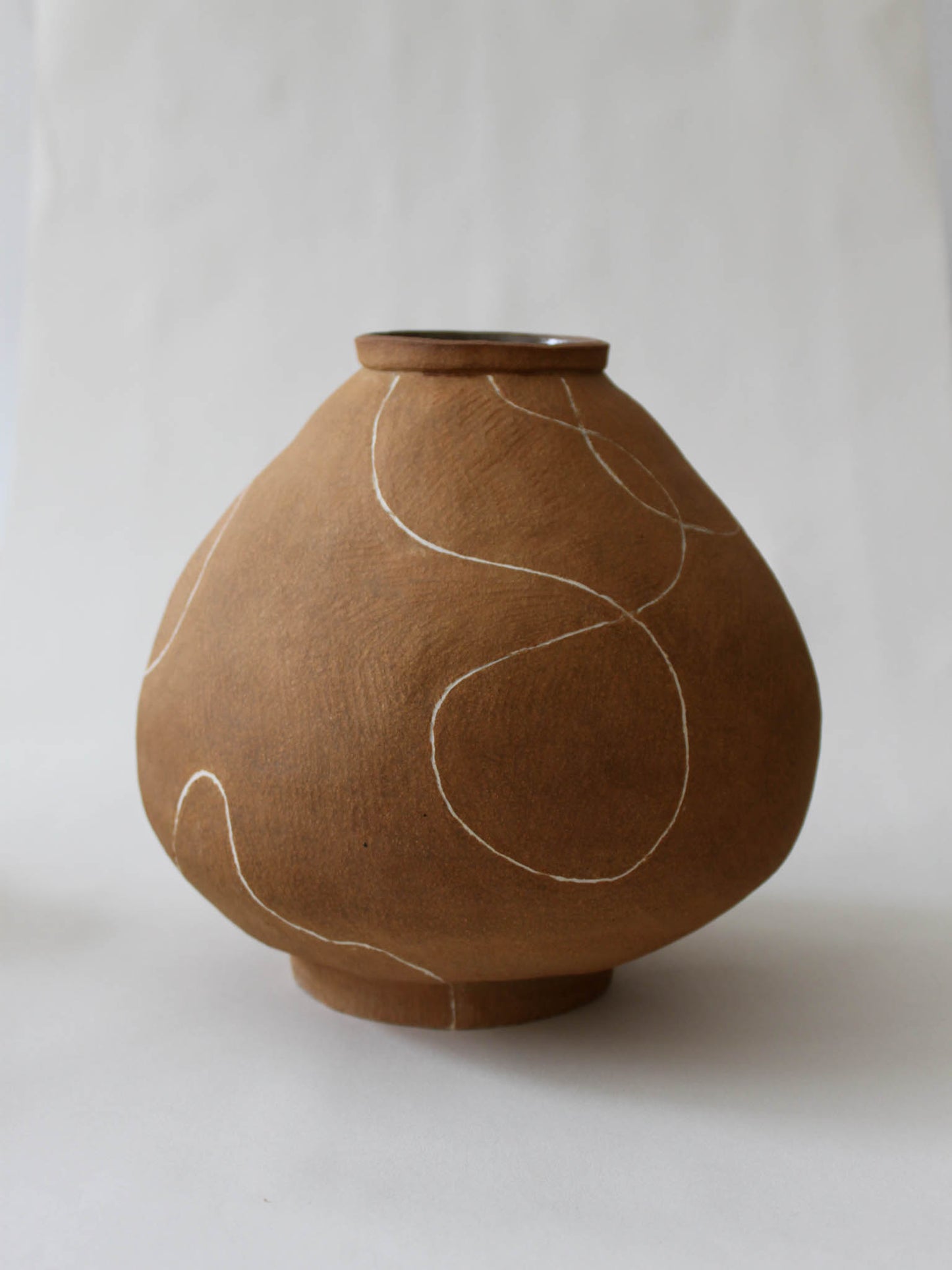 Coiled Vase with White Slip Inlay Pattern #1